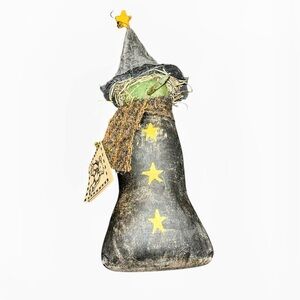 Halloween lil green Gretta witch doll figure decor Vanity Bears new nwt 6”